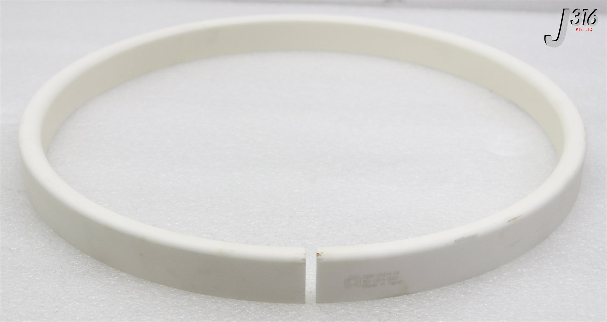 C3856 APPLIED MATERIALS LINER, CERAMIC BOTTOM, PRODUCER SE APF